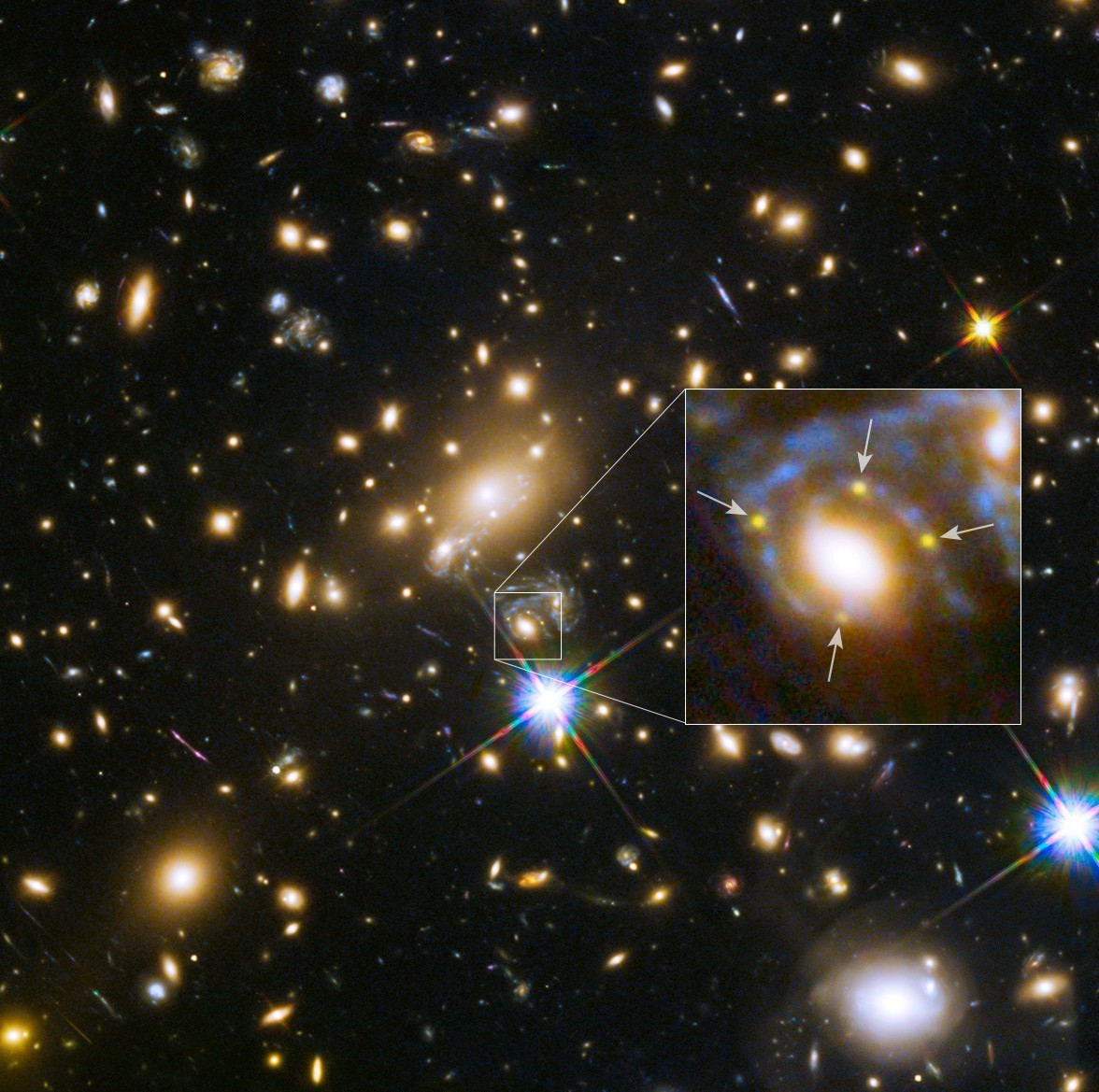 超新星四重像 图片来源：NASA